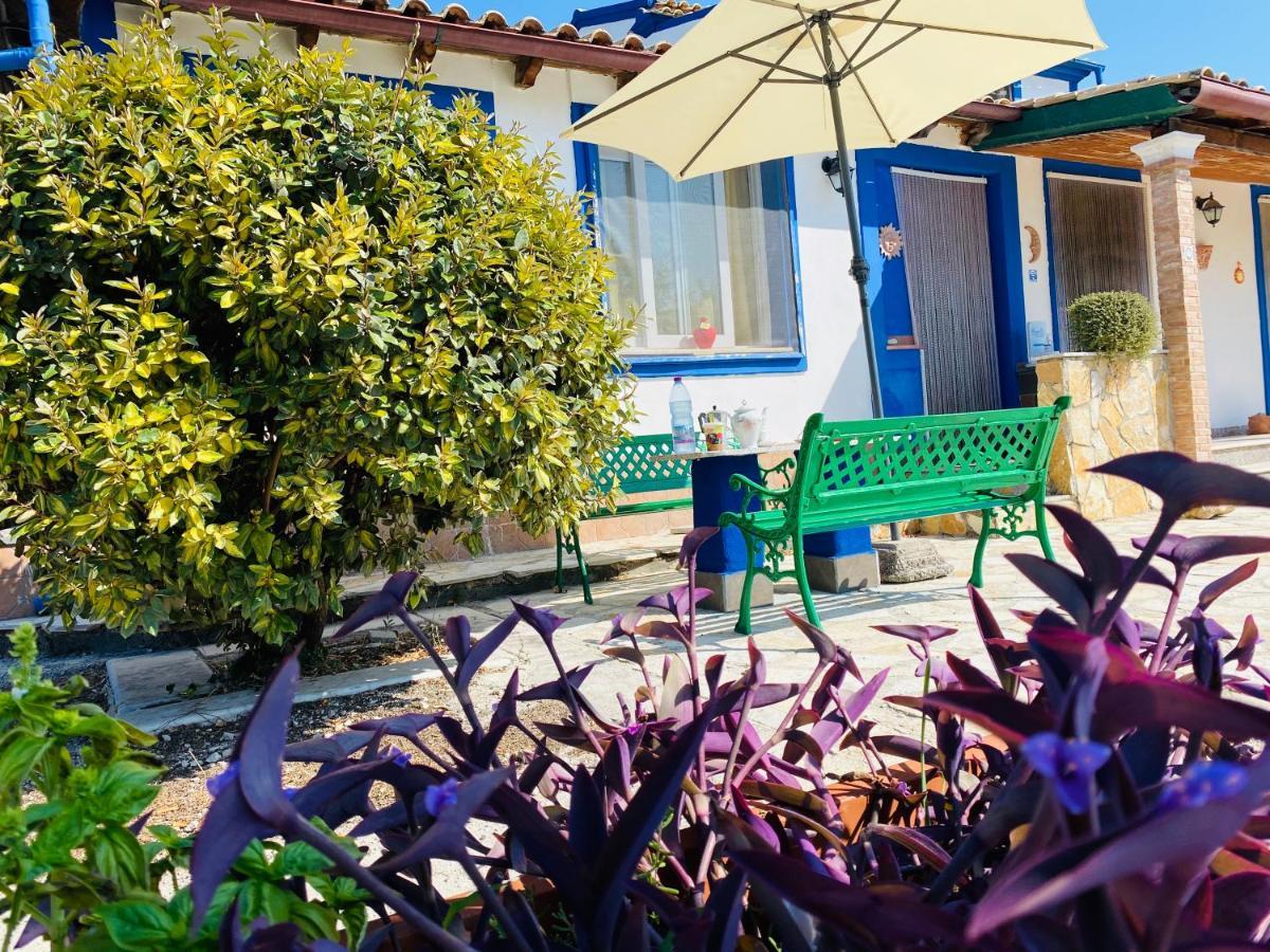 Villa Facen Gardeládes Buitenkant foto